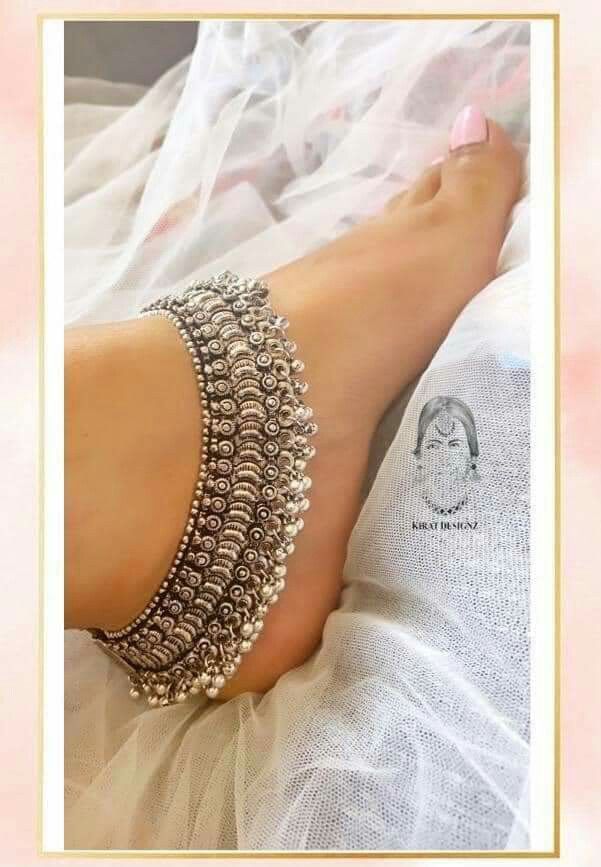 Kundan Garba Payal (Premium) Title